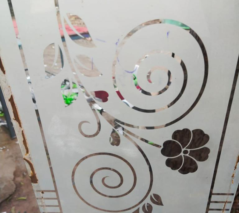 Reverse etching  Glass painting patterns, Glass painting designs